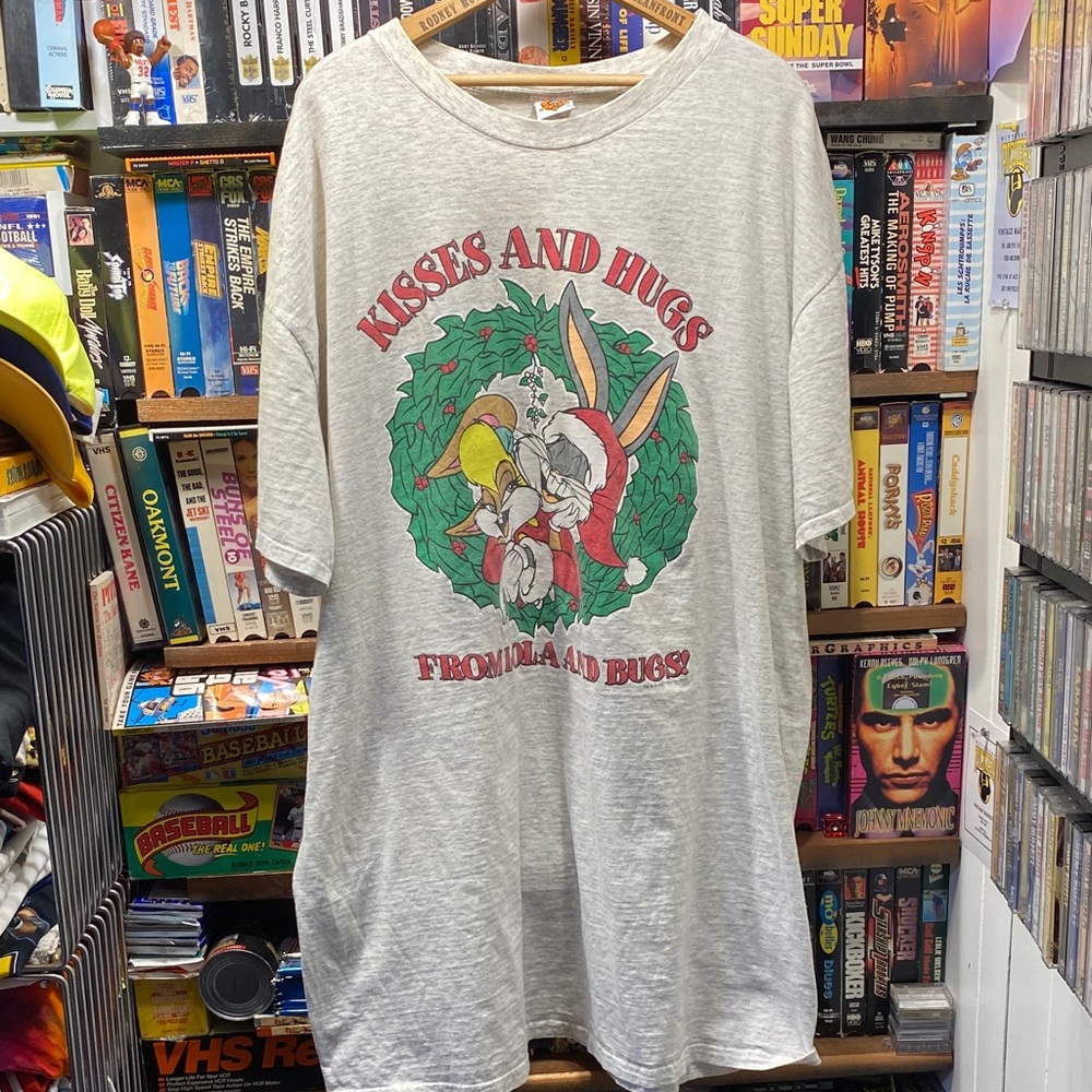 XXL VINTAGE LOONY TUNES OVERSIZED  CHRISTMAS SLEEP TEE THRASHED
